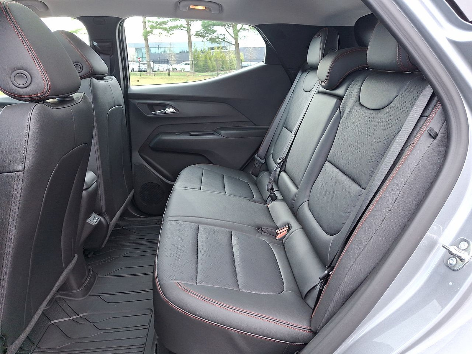 New 2027 Chevrolet Bolt RS w/ Technology Package FWD image 13