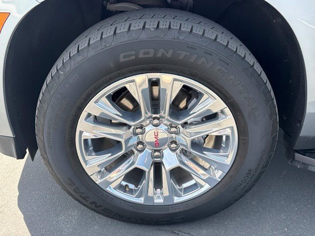Certified 2025 GMC Yukon Denali AWD/4WD image 14