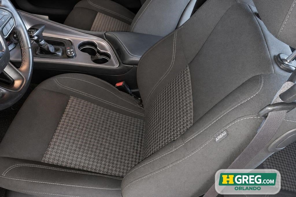 Used 2023 Dodge Challenger SXT RWD image 10