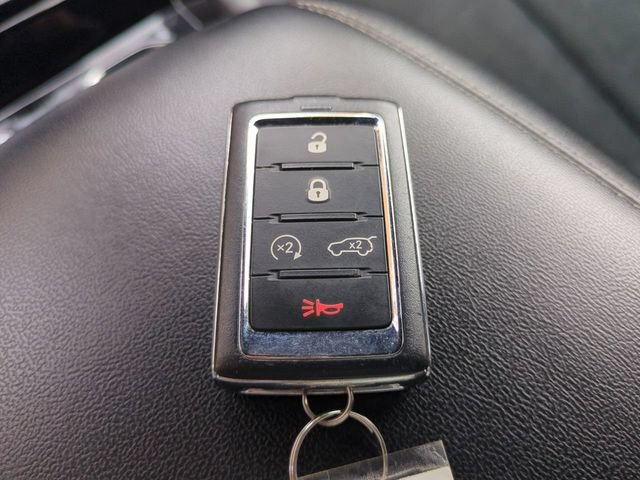 Used 2023 Jeep Grand Cherokee L Laredo AWD/4WD image 29
