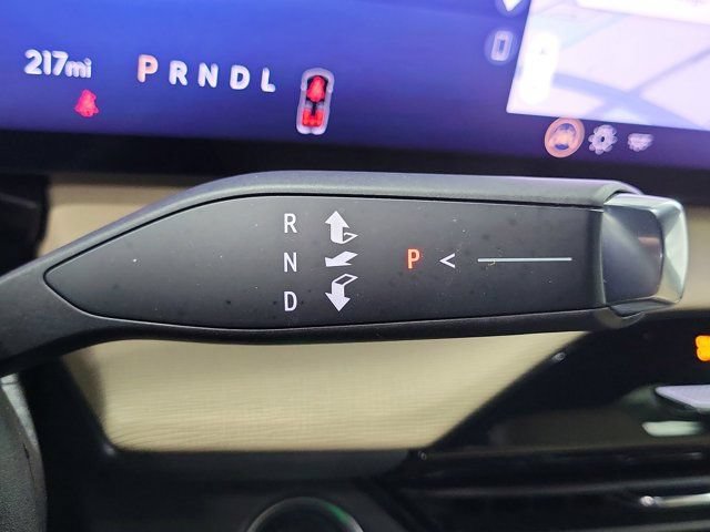 Used 2025 Buick Enclave Preferred FWD image 31