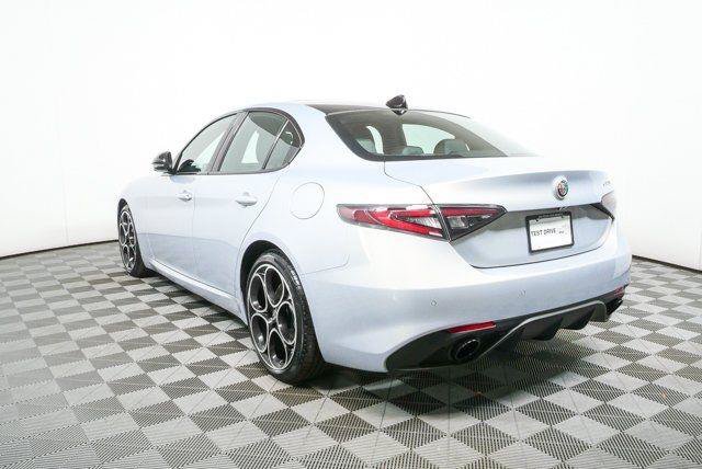 New 2026 Alfa Romeo Giulia w/ Driving Assist Package RWD image 30