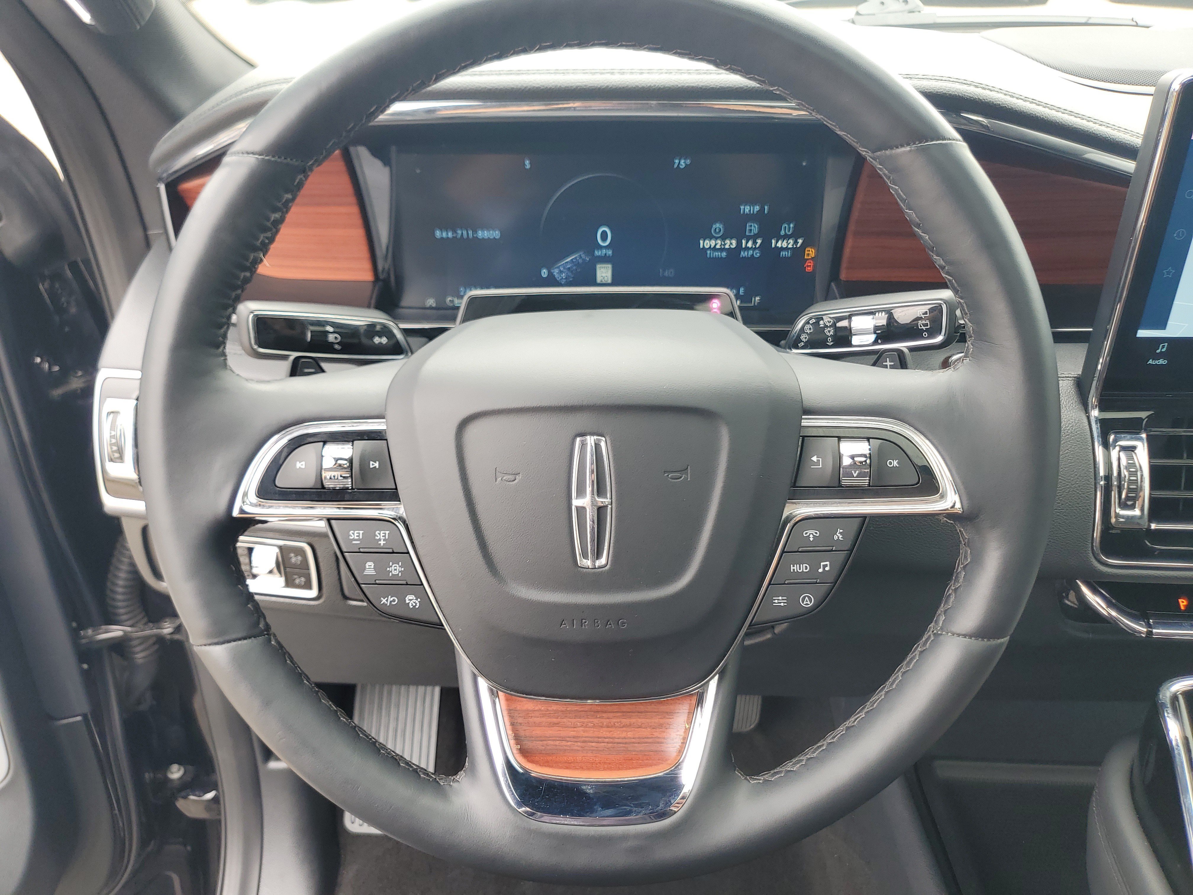 Used 2024 Lincoln Navigator Reserve AWD/4WD image 14