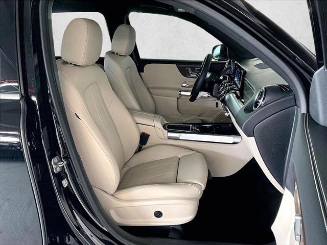 Used 2026 Mercedes-Benz GLB 250 image 9