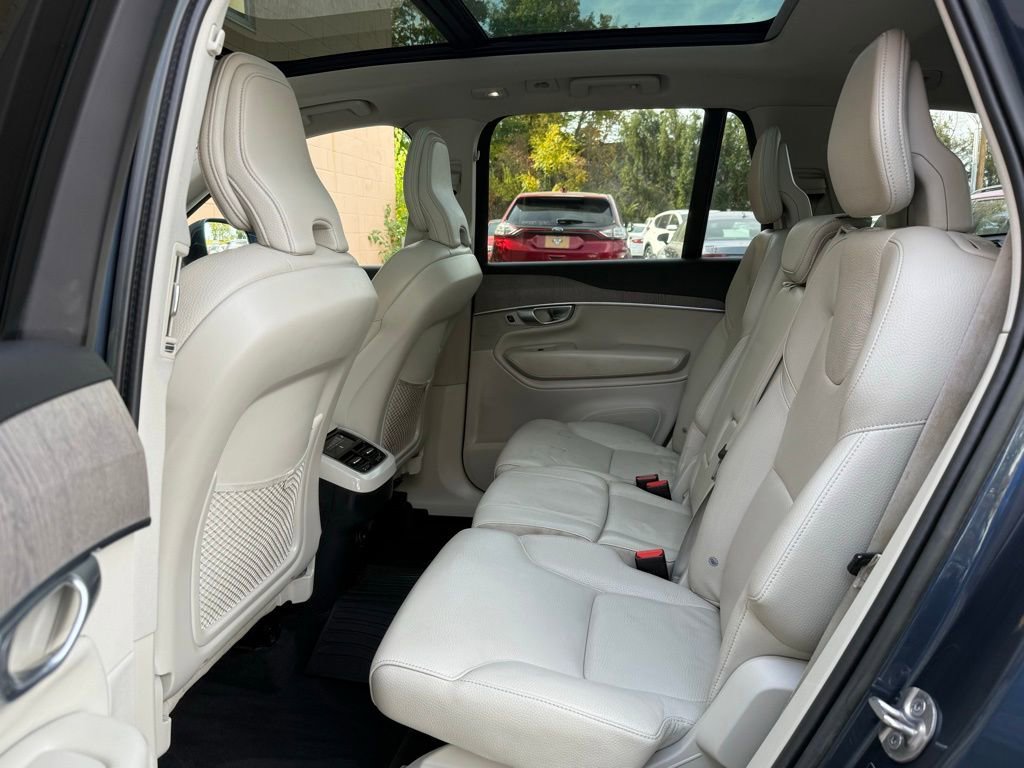 Used 2023 Volvo XC90 B5 Plus w/ Protection Package Premier image 13