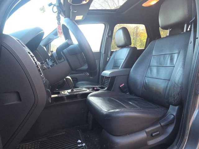 Used 2010 Ford Escape Limited AWD/4WD image 20