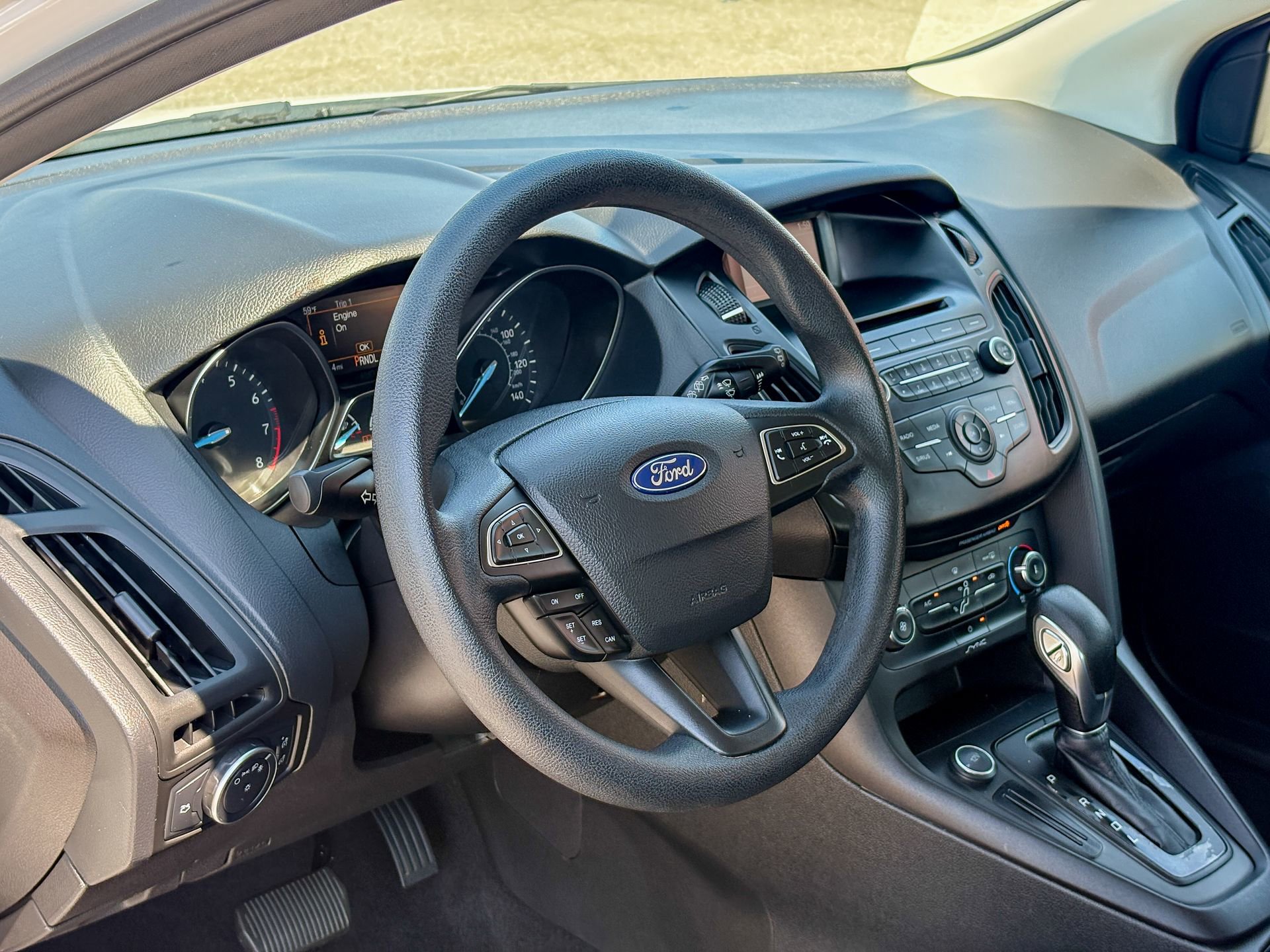 Used 2017 Ford Focus SE image 4