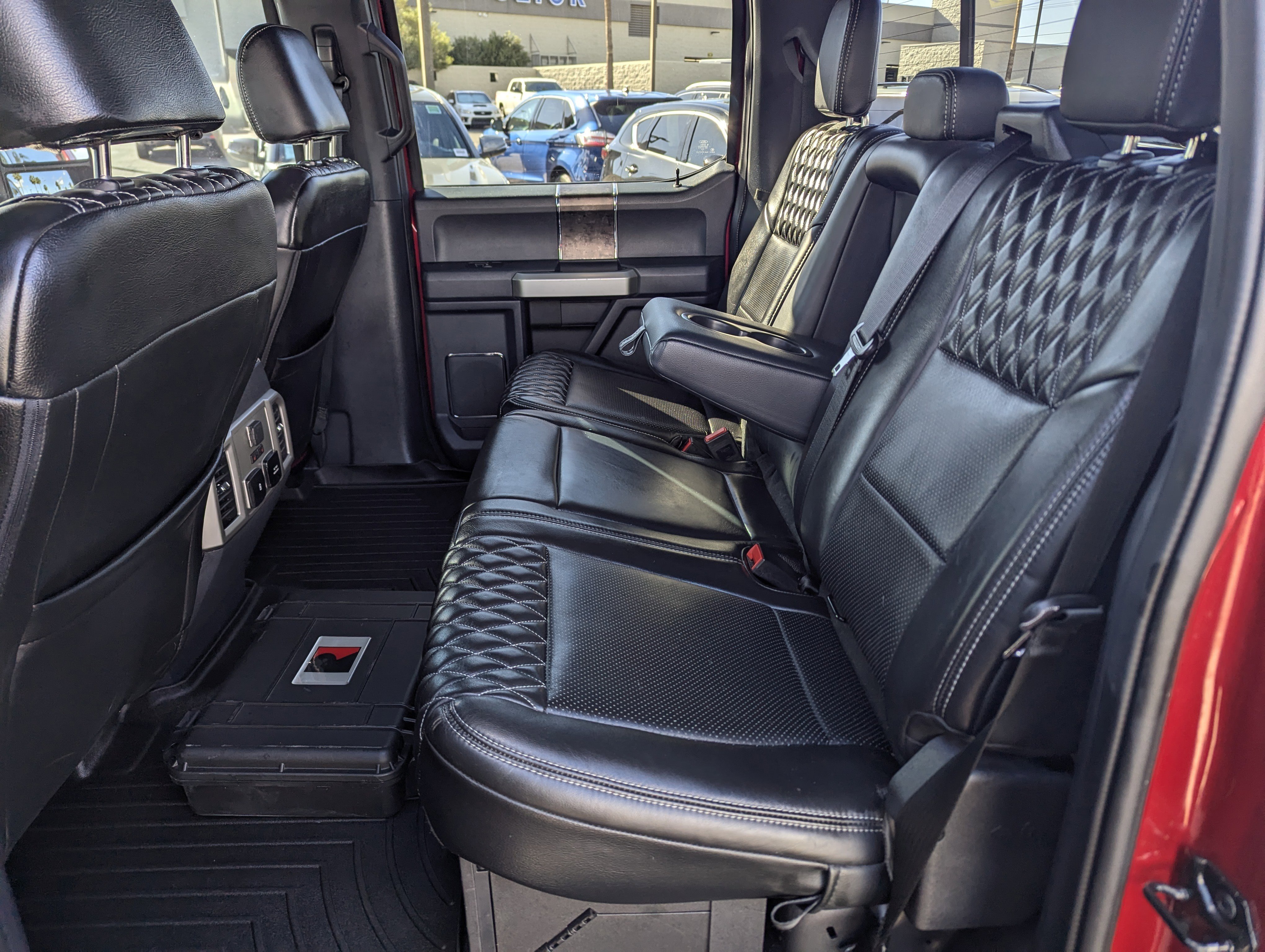 Used 2022 Ford F250 Lariat w/ Tremor Off-Road Package image 9