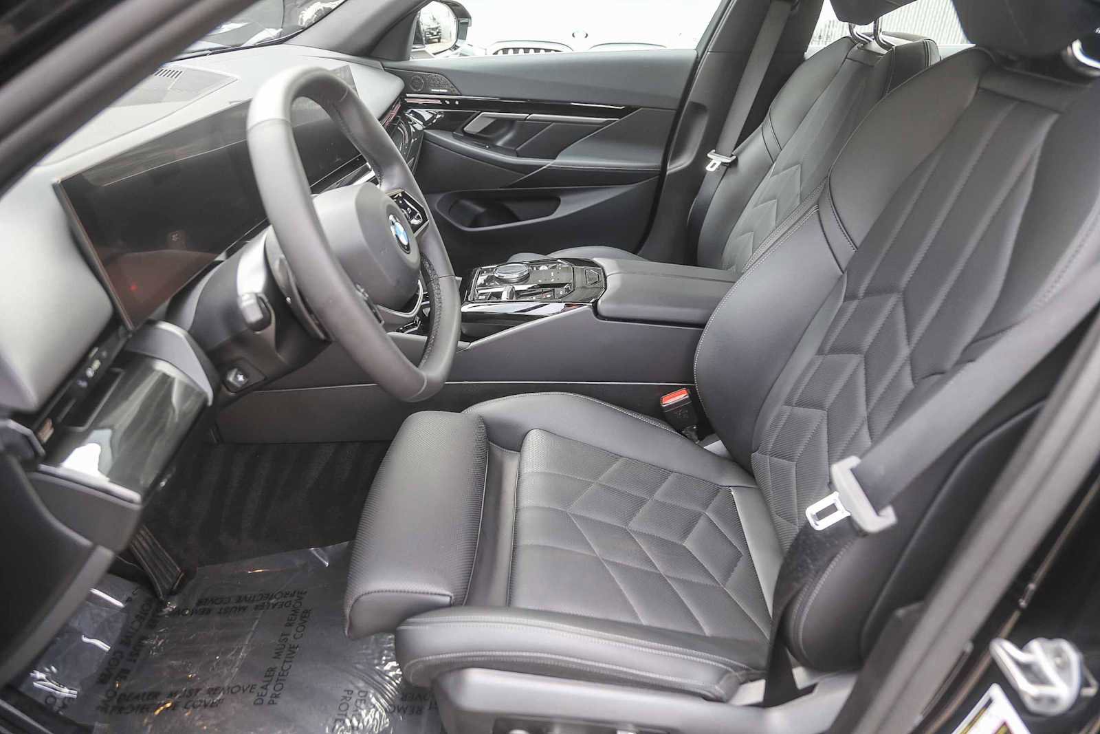 Certified 2025 BMW 530i image 14