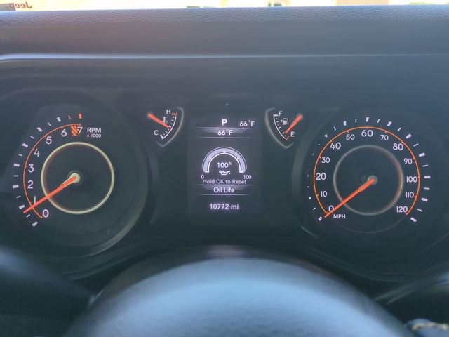 Used 2024 Jeep Gladiator Sport AWD/4WD image 32