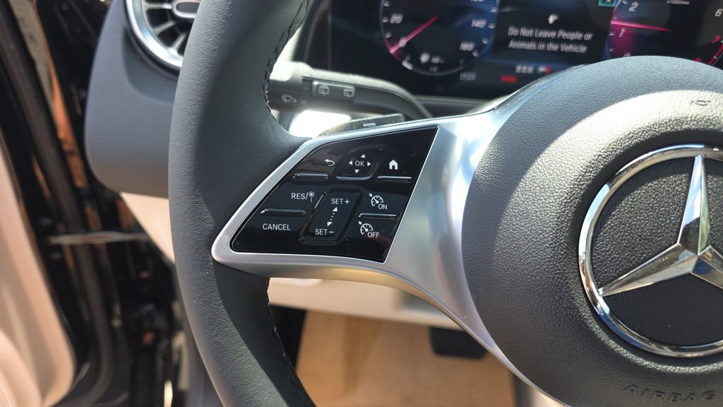 New 2026 Mercedes-Benz GLB 250 image 17