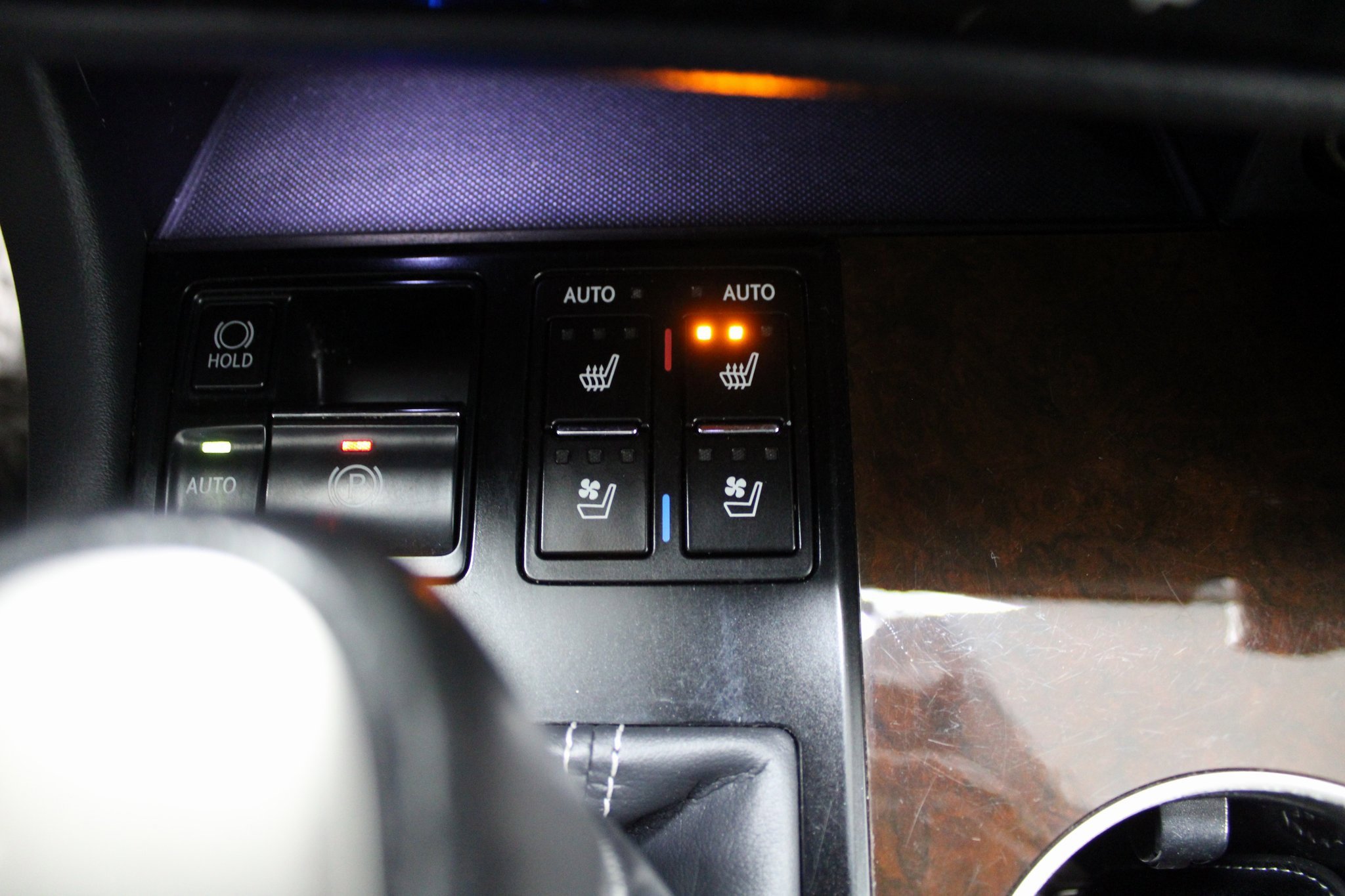 Used 2019 Lexus RX 450h AWD image 43