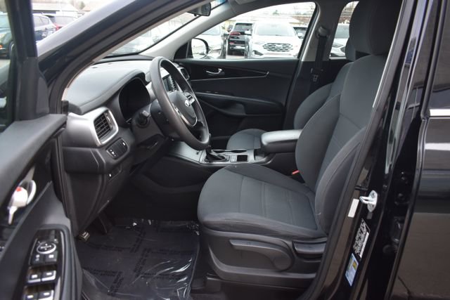 Used 2019 Kia Sorento L image 15