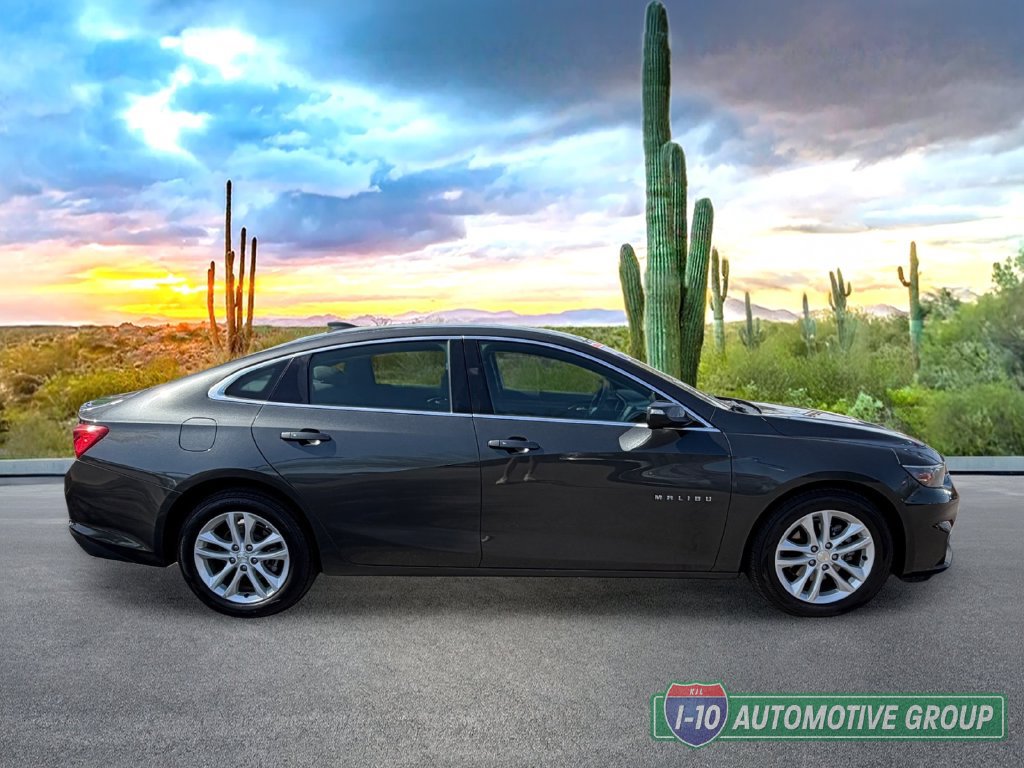 Used 2018 Chevrolet Malibu LT FWD image 11
