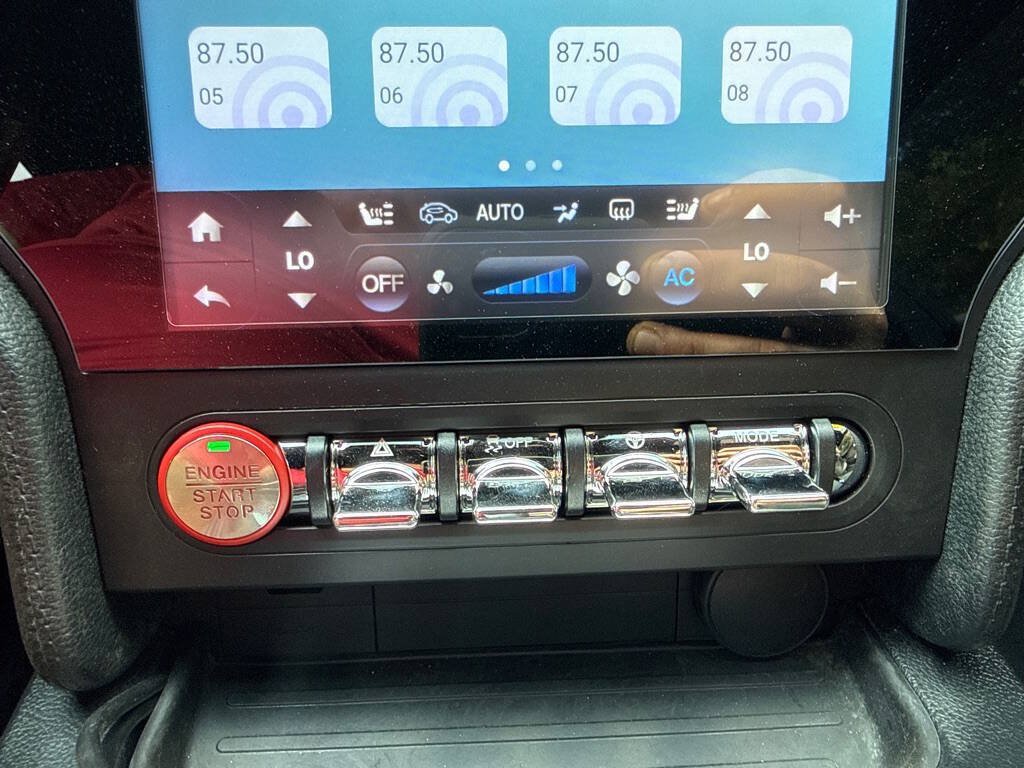 Used 2017 Ford Mustang GT Premium w/ Equipment Group 401A RWD image 19