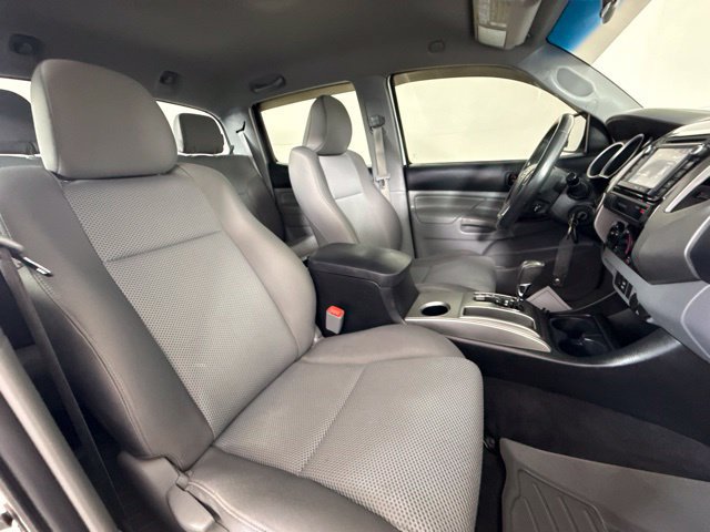 Used 2015 Toyota Tacoma 4x4 Double Cab w/ TRD Off-Road Package image 30