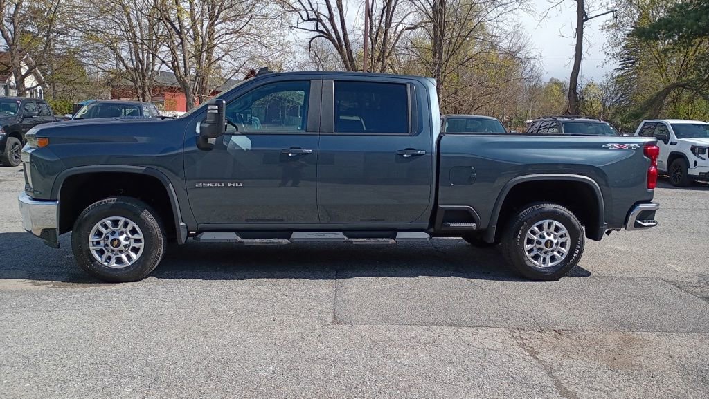 Used 2020 Chevrolet Silverado 2500 LT w/ All Star Edition AWD/4WD image 6