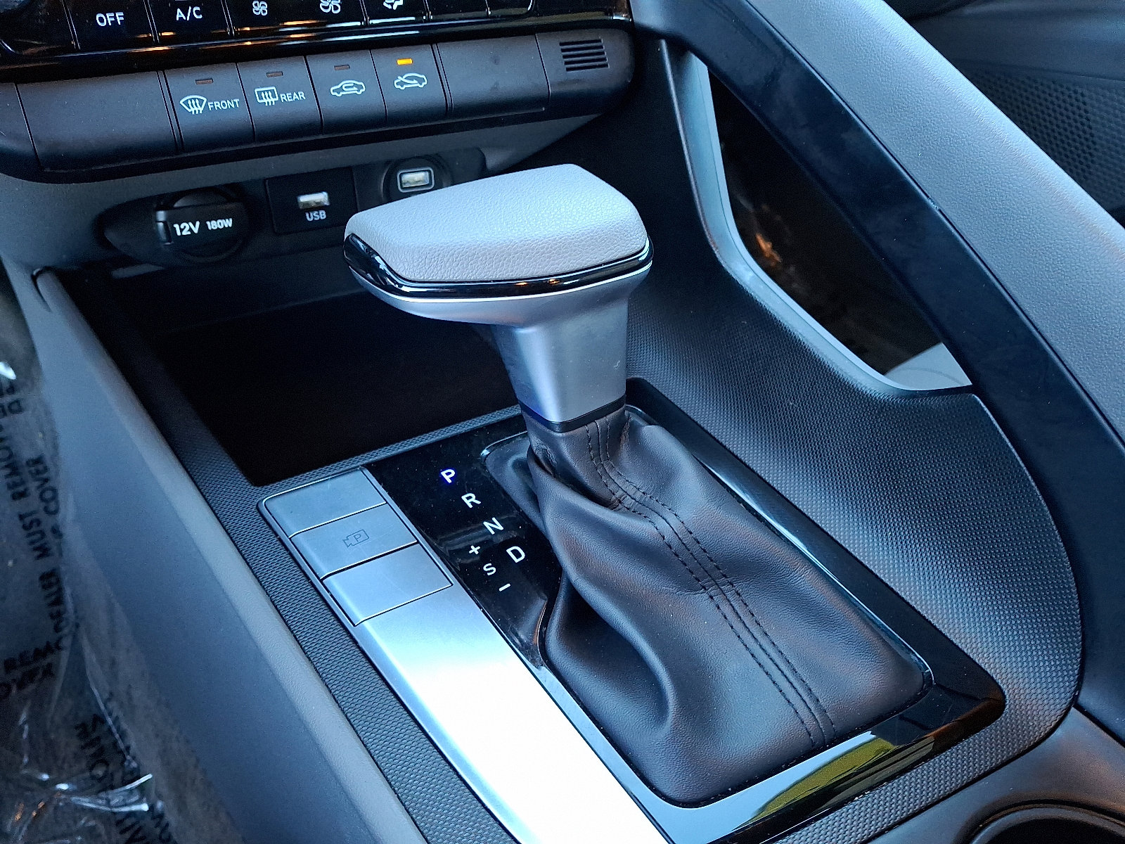 Certified 2023 Hyundai Elantra SEL image 22