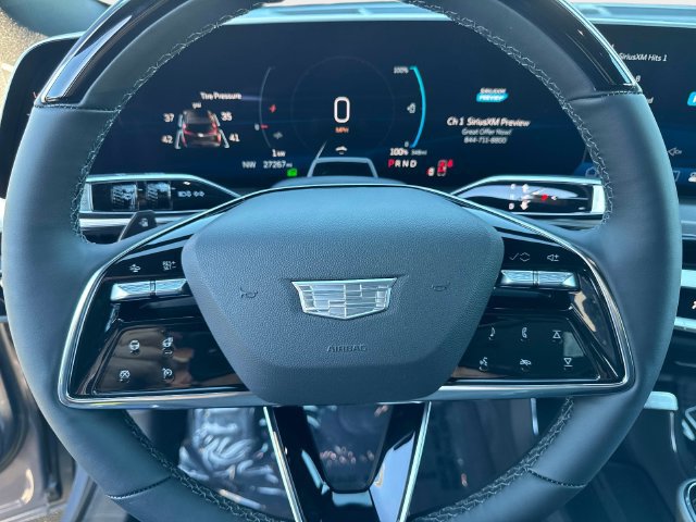 Certified 2025 Cadillac Lyriq Luxury w/ LPO, Floor Liner Package AWD/4WD image 26