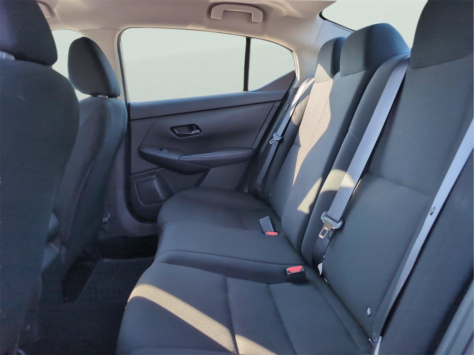Used 2024 Nissan Sentra S FWD image 29