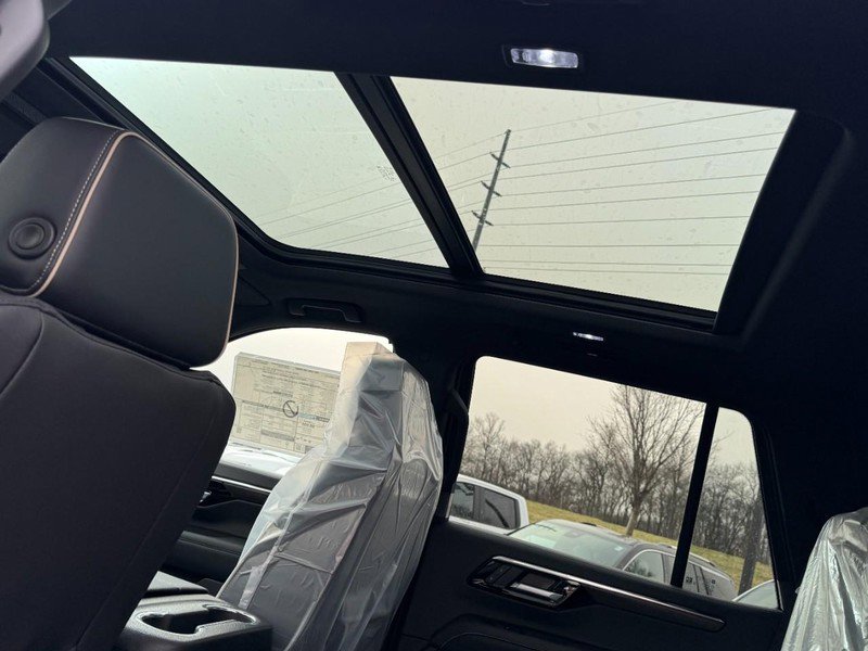 New 2025 Chevrolet Tahoe Premier w/ Sun And Tow Package image 34