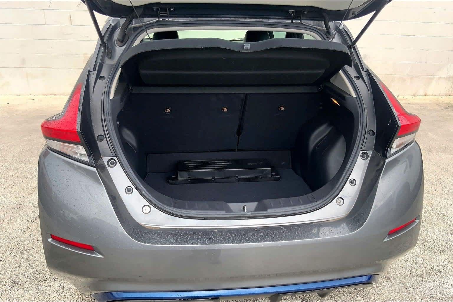 Used 2018 Nissan Leaf SL w/ SL Technology Package FWD image 18