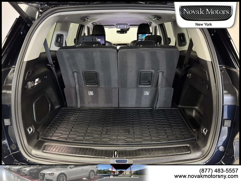 Used 2023 Jeep Grand Cherokee L Limited w/ Luxury Tech Group II AWD/4WD image 12