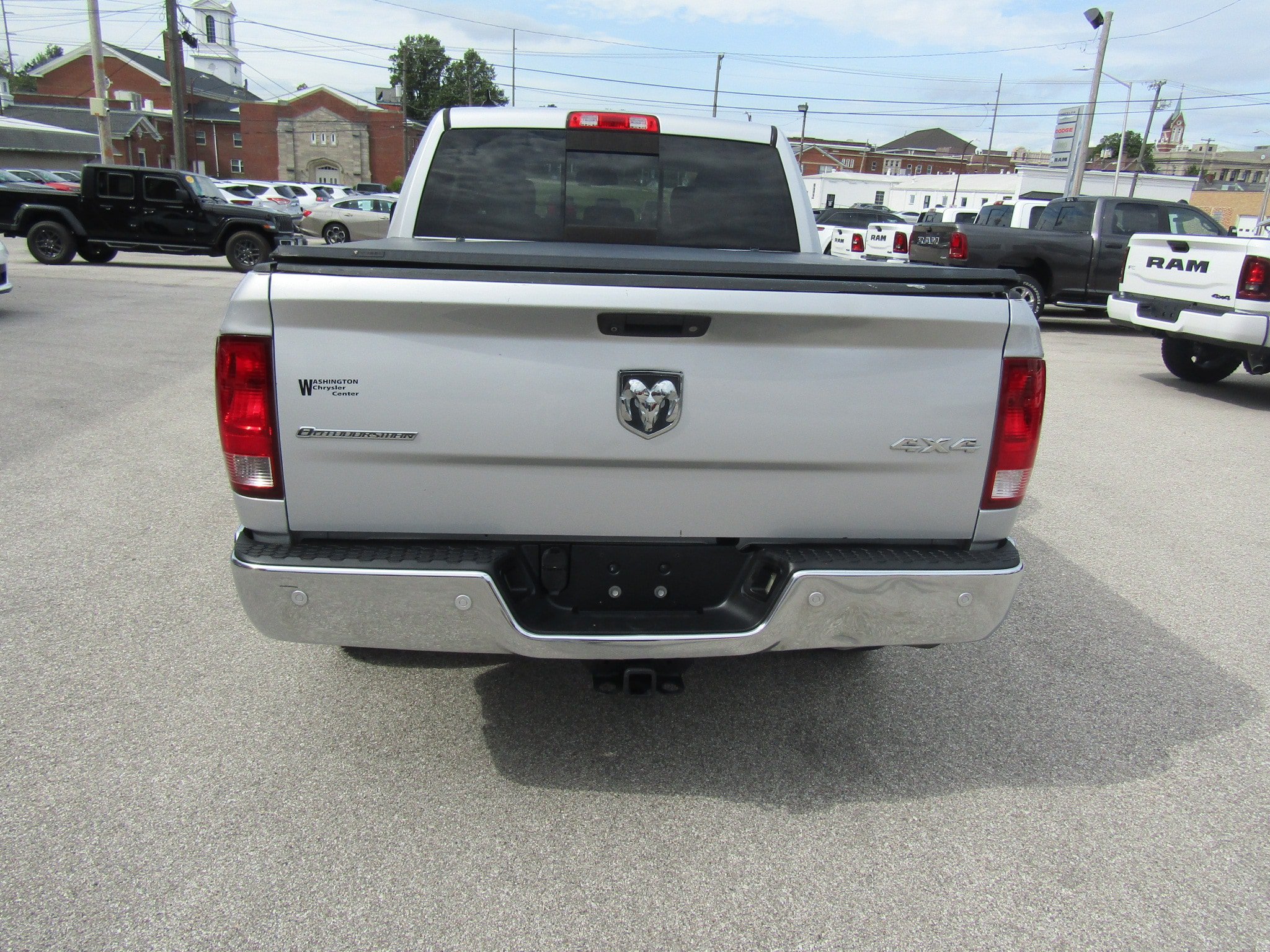 Used 2016 RAM 1500 Outdoorsman AWD/4WD image 4