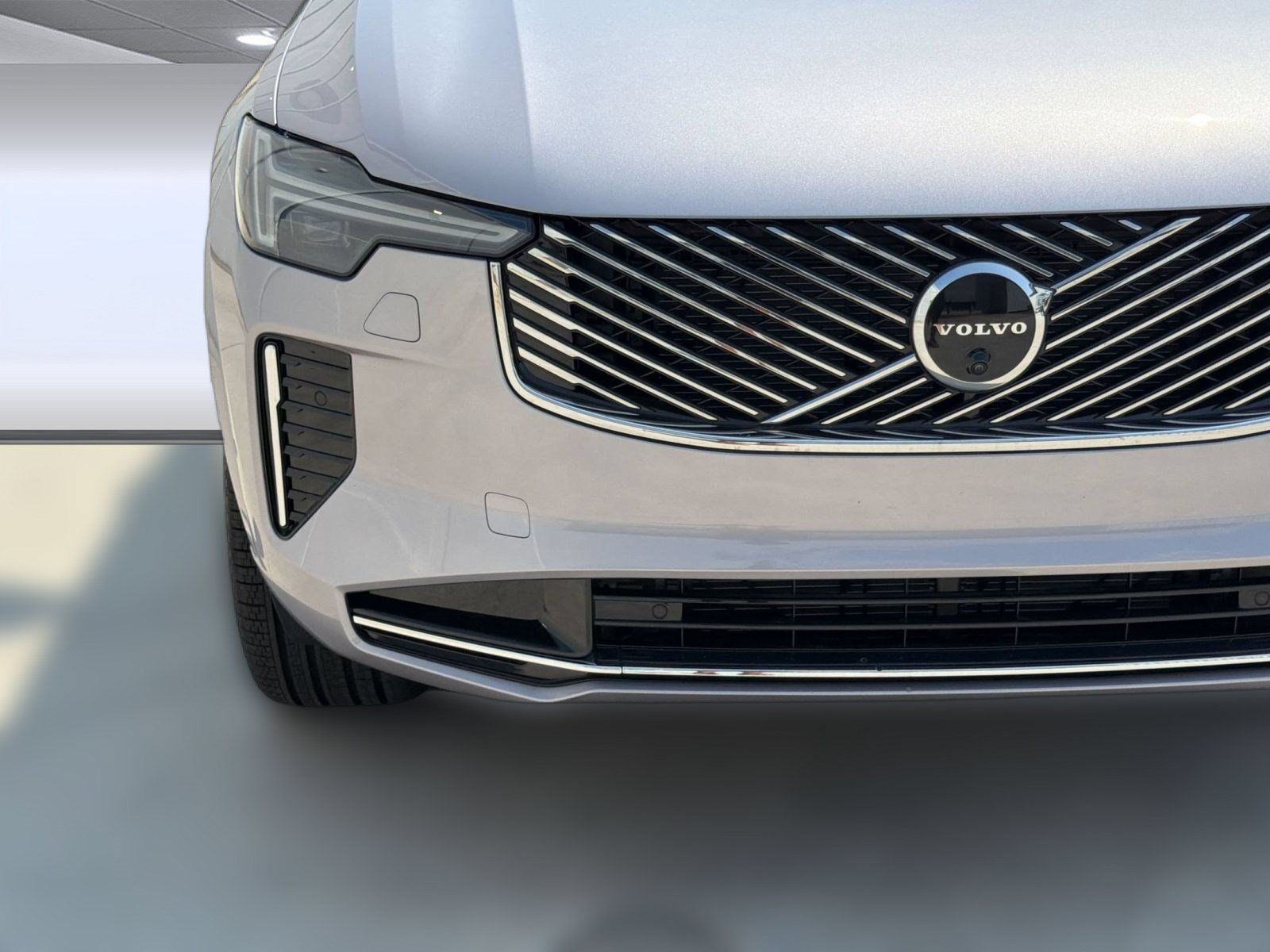 New 2026 Volvo XC90 B6 Plus w/ Protection Package AWD/4WD image 29