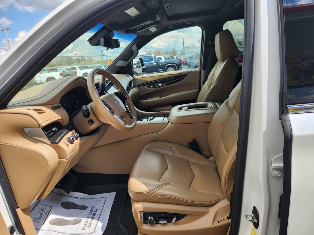 Used 2019 Cadillac Escalade ESV Platinum image 25