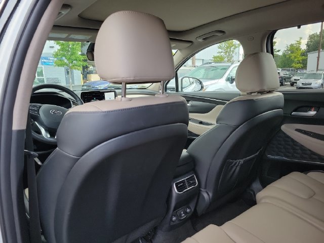 Used 2023 Hyundai Santa Fe Limited AWD/4WD image 13