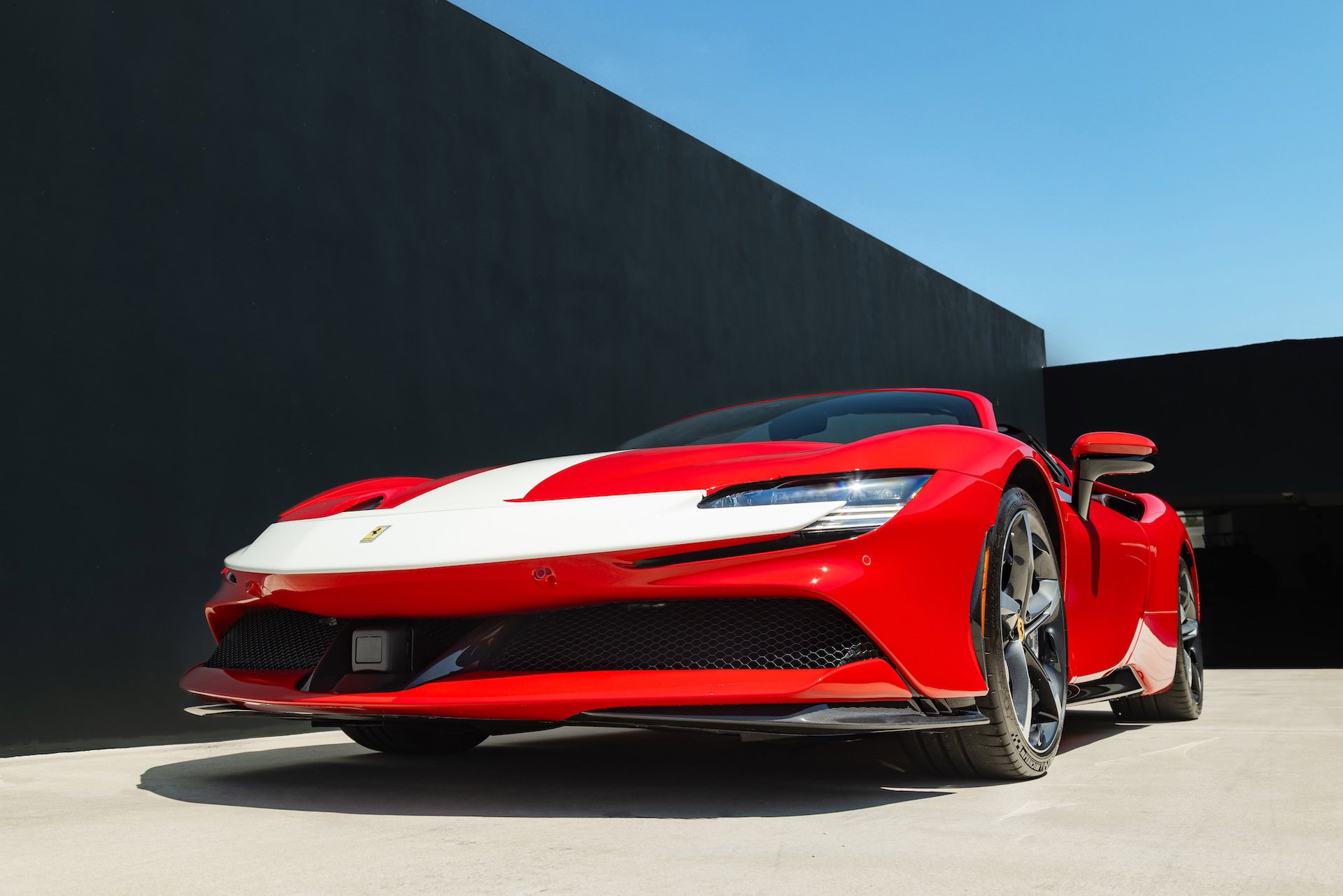 Certified 2022 Ferrari SF90 Spider image 9