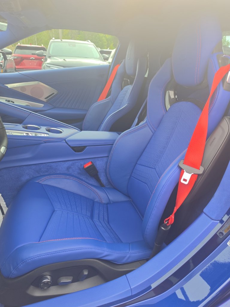 New 2027 Chevrolet Corvette Grand Sport w/ Z52 Sport Performance Package RWD image 13