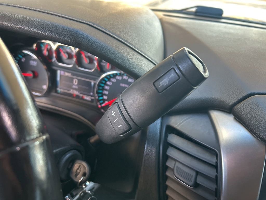 Used 2019 Chevrolet Suburban LS w/ Enhanced Driver Alert Package image 8