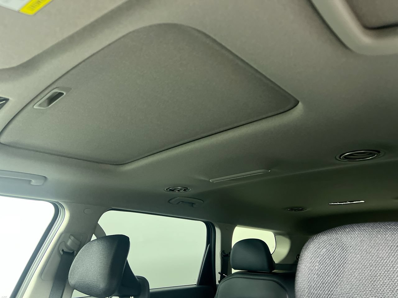 New 2026 Kia EV9 Light RWD image 21