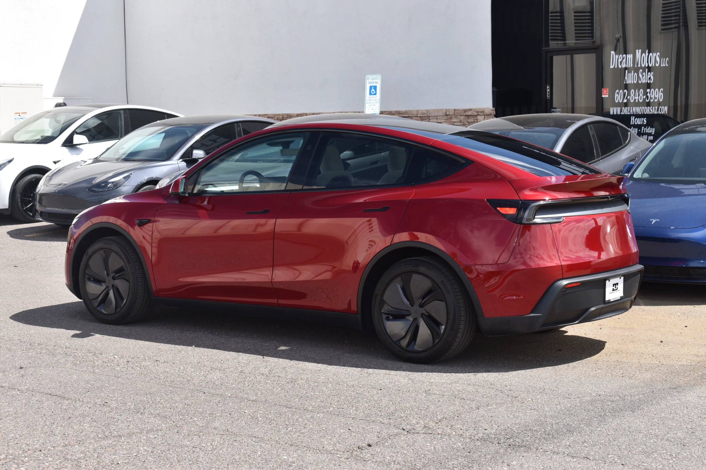 Used 2026 Tesla Model Y Long Range RWD image 6