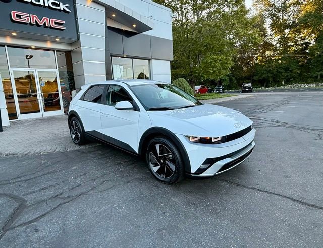 Used 2025 Hyundai Ioniq 5 SEL image 6