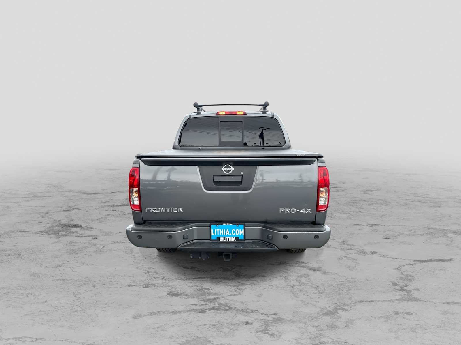 Used 2020 Nissan Frontier PRO-4X w/ Pro-4x Utility Package image 7