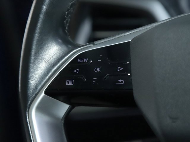 Used 2024 Audi Q4 e-tron Premium w/ Convenience Package image 22