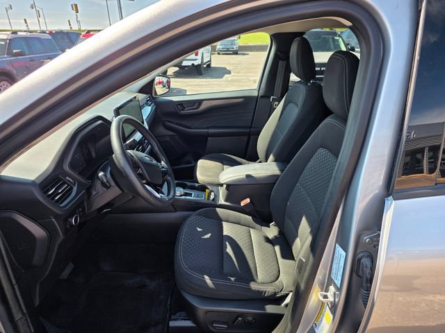 Used 2023 Ford Escape Active w/ Tech Pack #1 AWD/4WD image 16