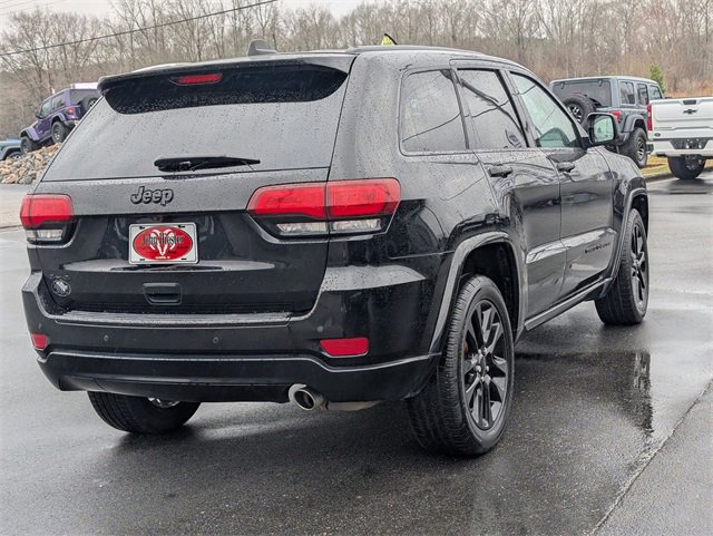 Used 2018 Jeep Grand Cherokee Altitude image 7