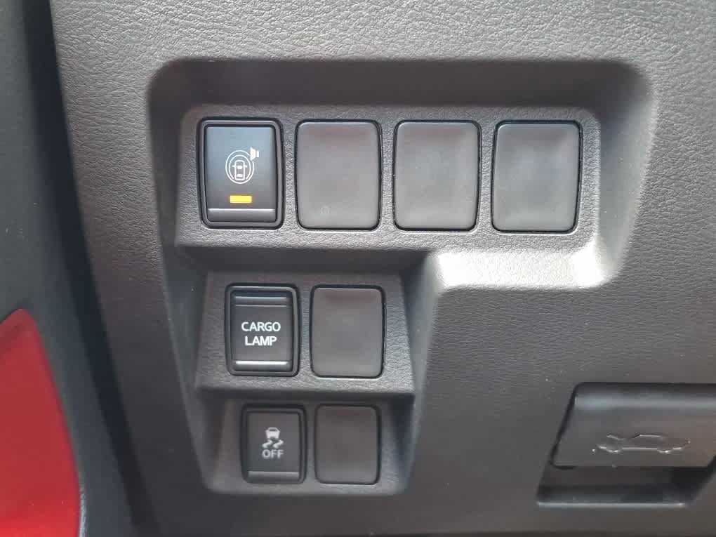 Used 2025 Nissan Frontier Pro-X w/ Tow Package RWD image 17