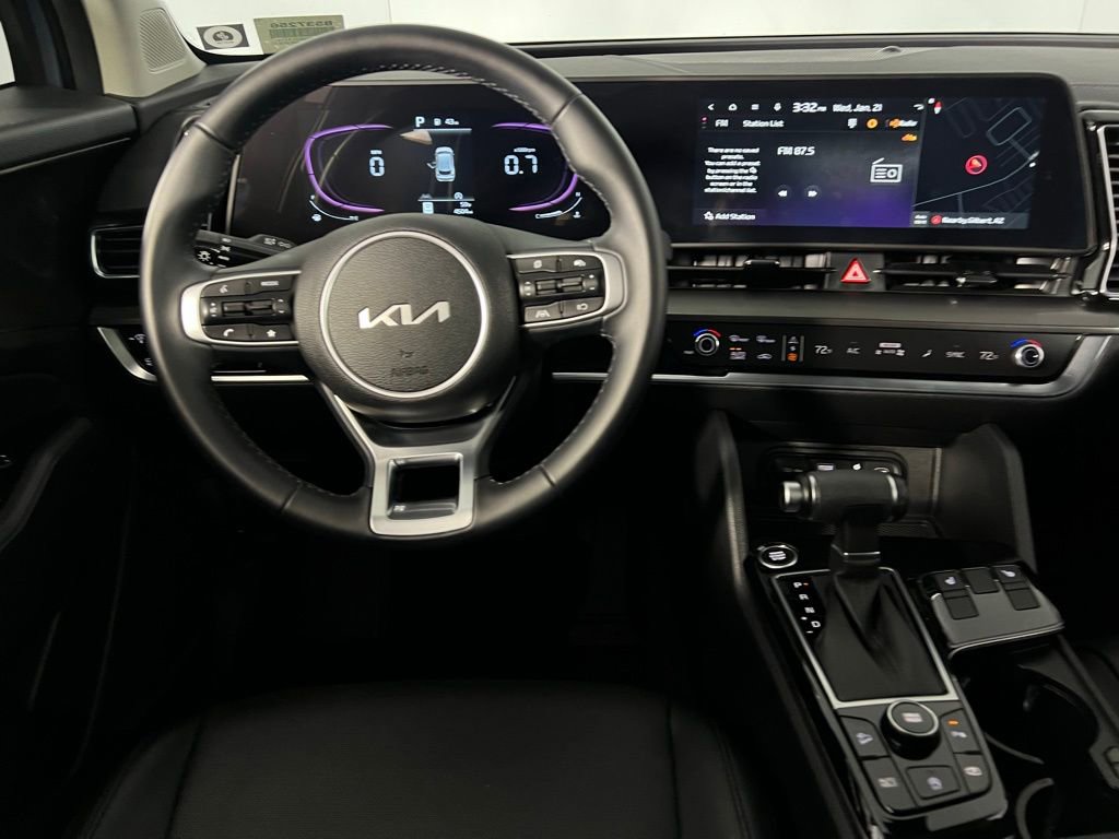 Used 2025 Kia Sportage EX w/ Premium Package image 14