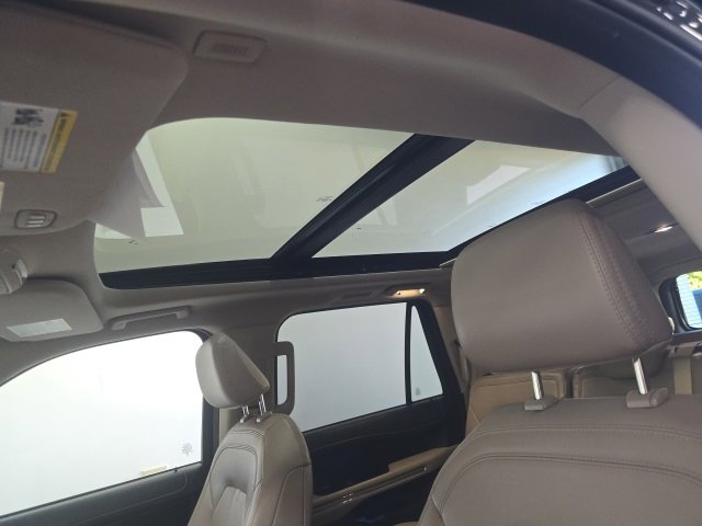 Used 2024 Ford Expedition Max Limited image 30