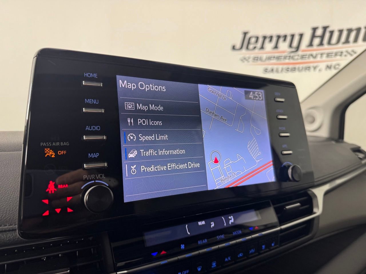 Used 2021 Toyota Sienna Limited FWD image 25