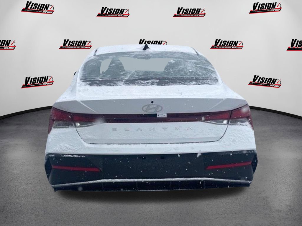 New 2024 Hyundai Elantra SEL w/ Convenience Package image 4