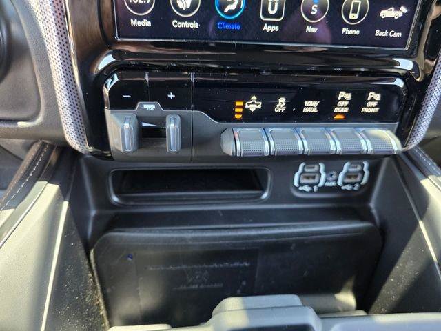 Used 2020 RAM 1500 Limited w/ Bed Utility Group RWD image 28