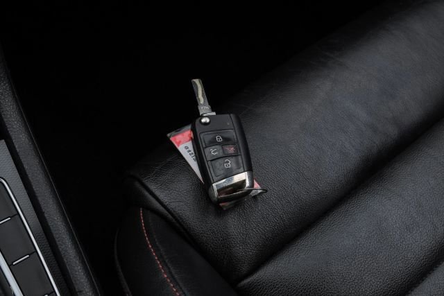 Used 2016 Volkswagen GTI SE w/ Lighting Package (SEL) image 62