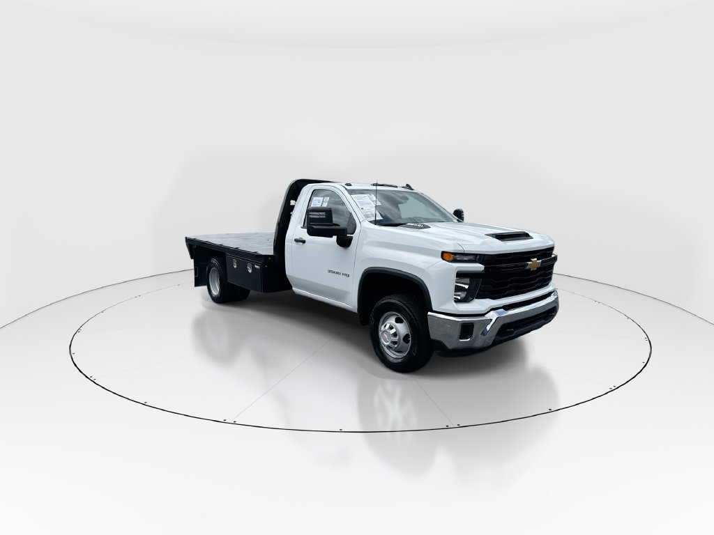 Used 2025 Chevrolet Silverado 3500 W/T w/ WT Convenience Package RWD image 2