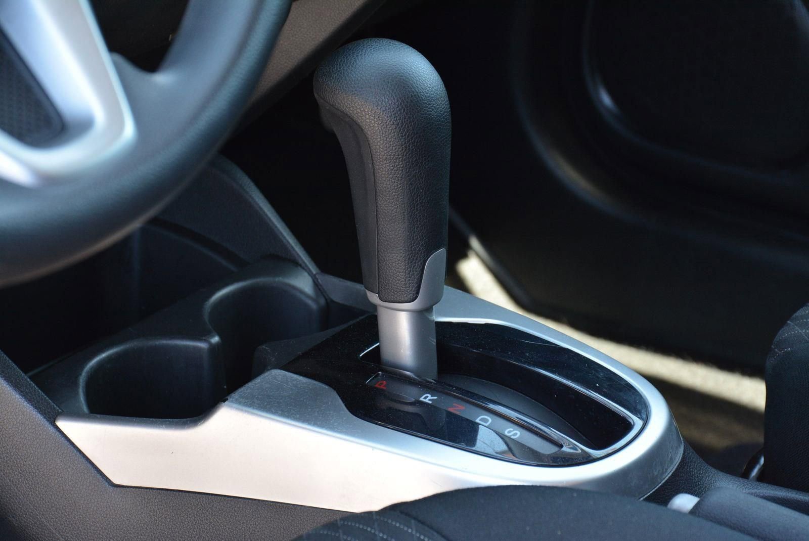 Used 2018 Honda Fit EX image 11